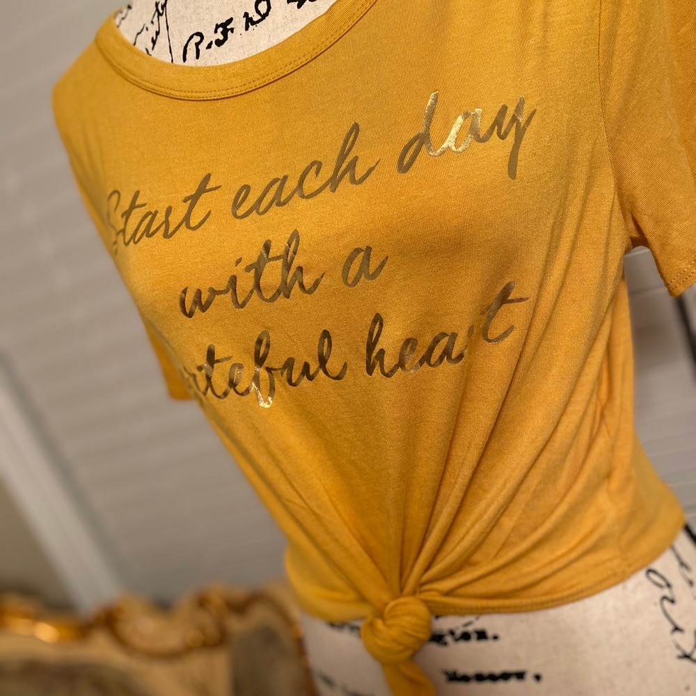 🧘‍♀️ grateful heart crop top 🧘‍♀️